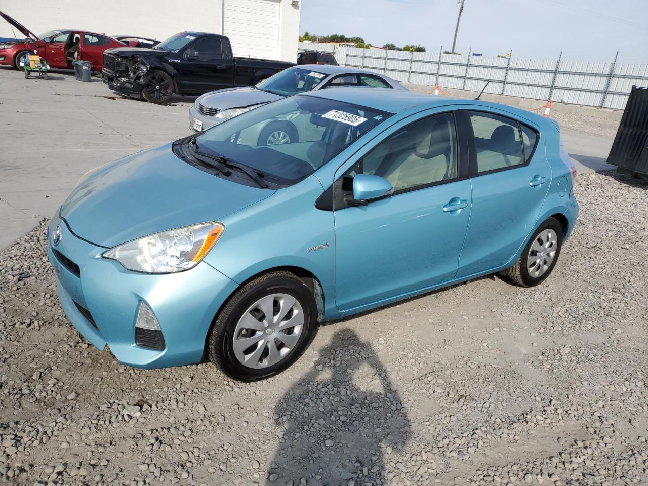 TOYOTA PRIUS C 2014