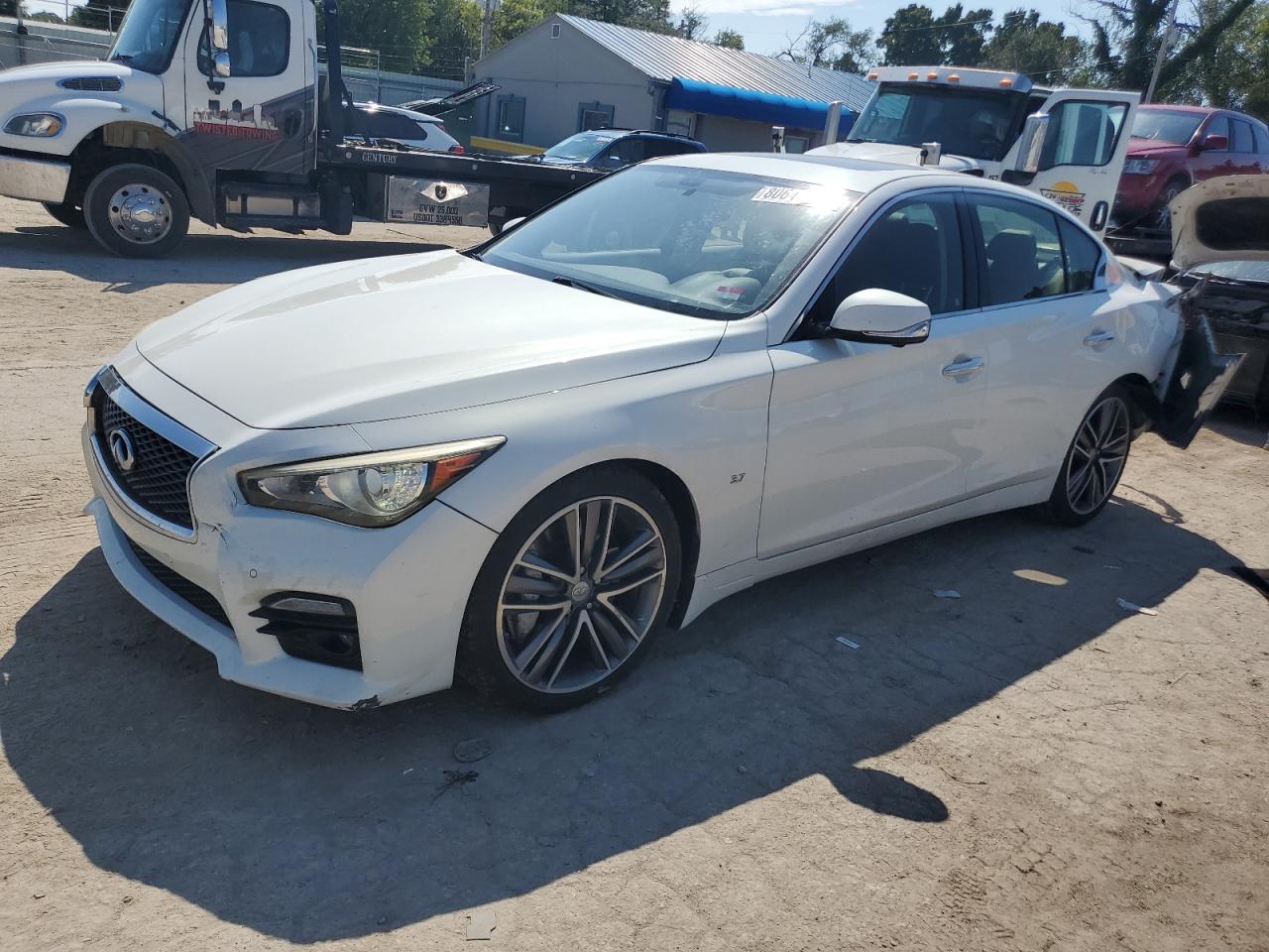 INFINITI Q50 BASE 2015
