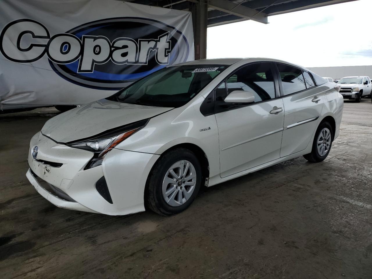 TOYOTA PRIUS 2016