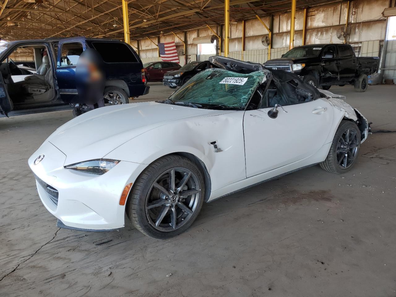 MAZDA MX-5 MIATA 2016