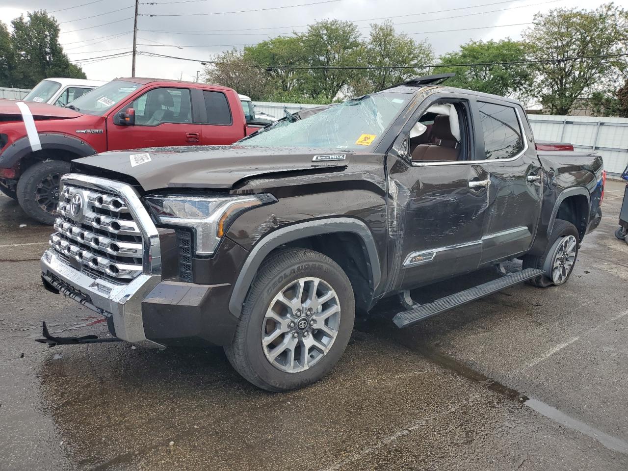 TOYOTA TUNDRA CRE 2025