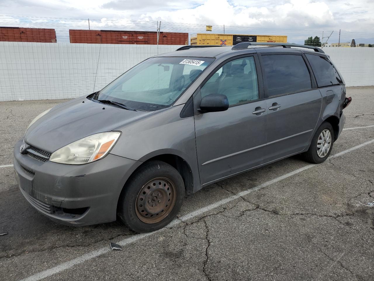 TOYOTA SIENNA 2005