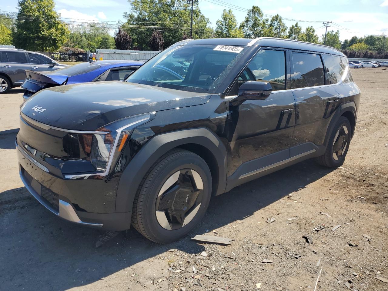 KIA EV9 WIND 2025