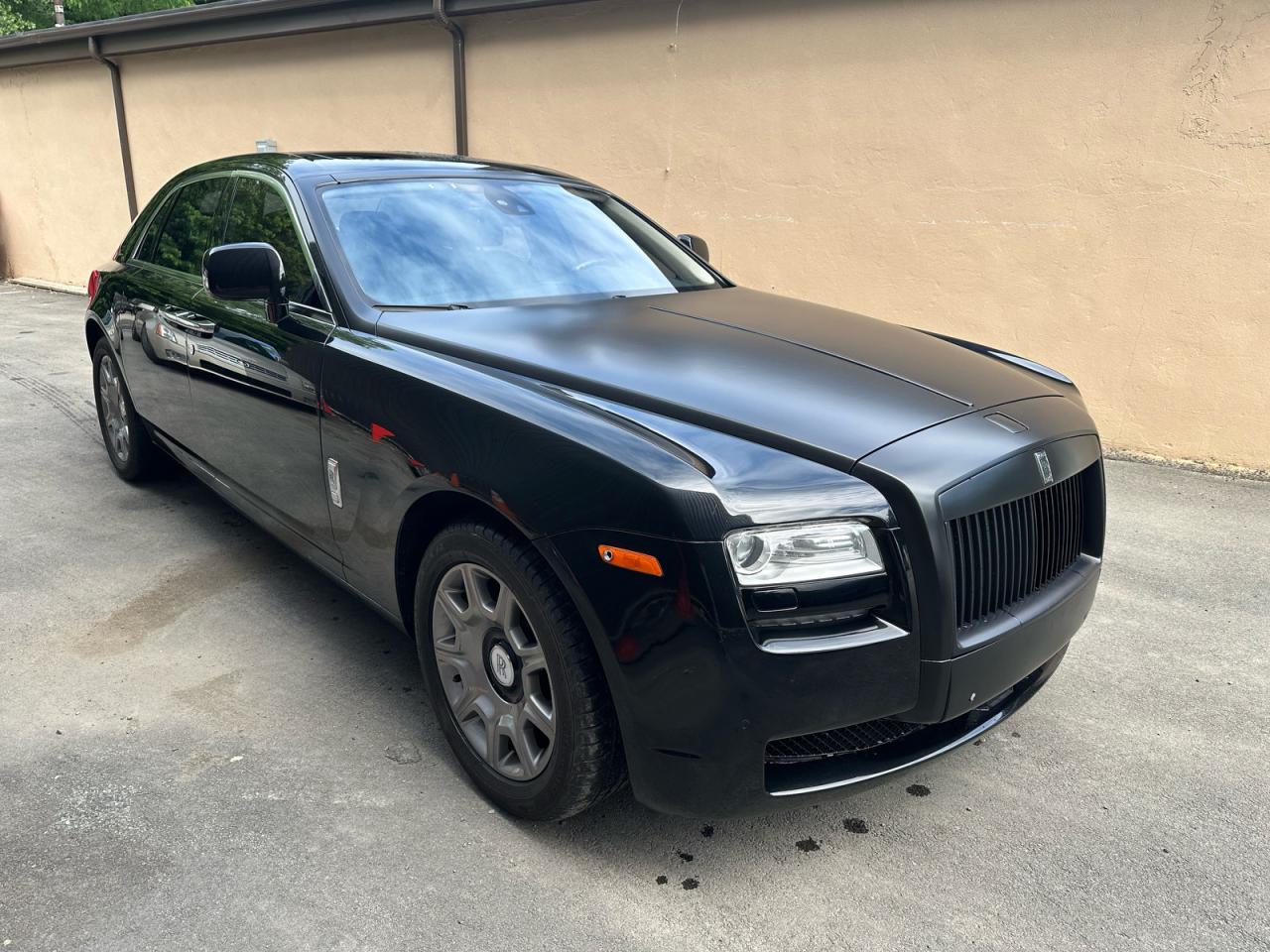 ROLLS-ROYCE GHOST 2010
