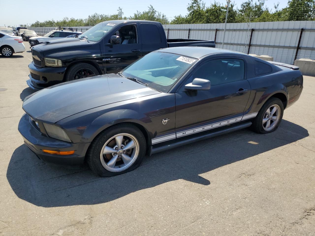 FORD MUSTANG 2009