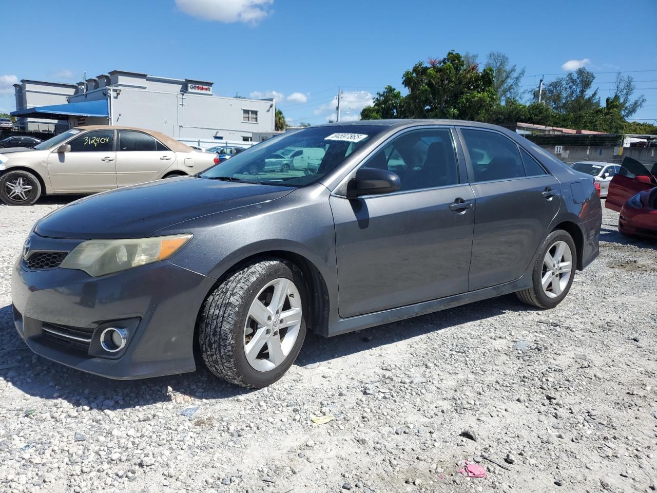 TOYOTA CAMRY L 2013