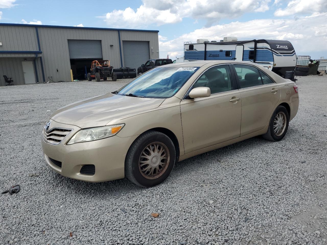 TOYOTA CAMRY BASE 2011