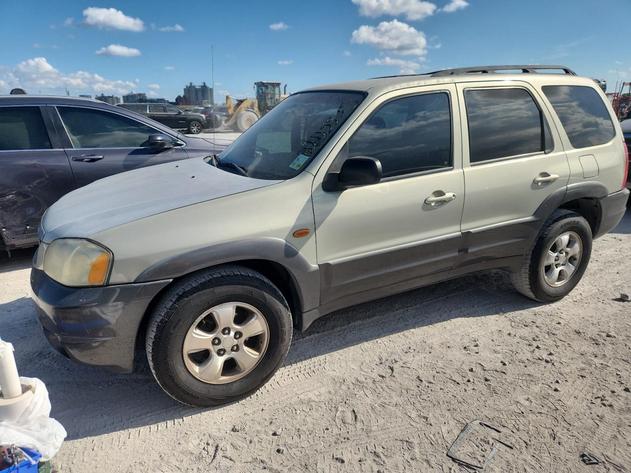 MAZDA TRIBUTE LX 2003