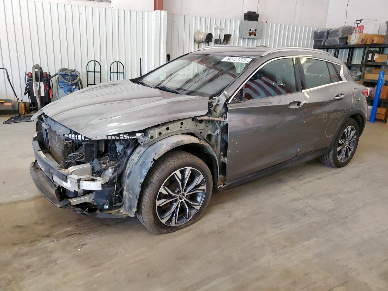 INFINITI QX30 BASE 2017