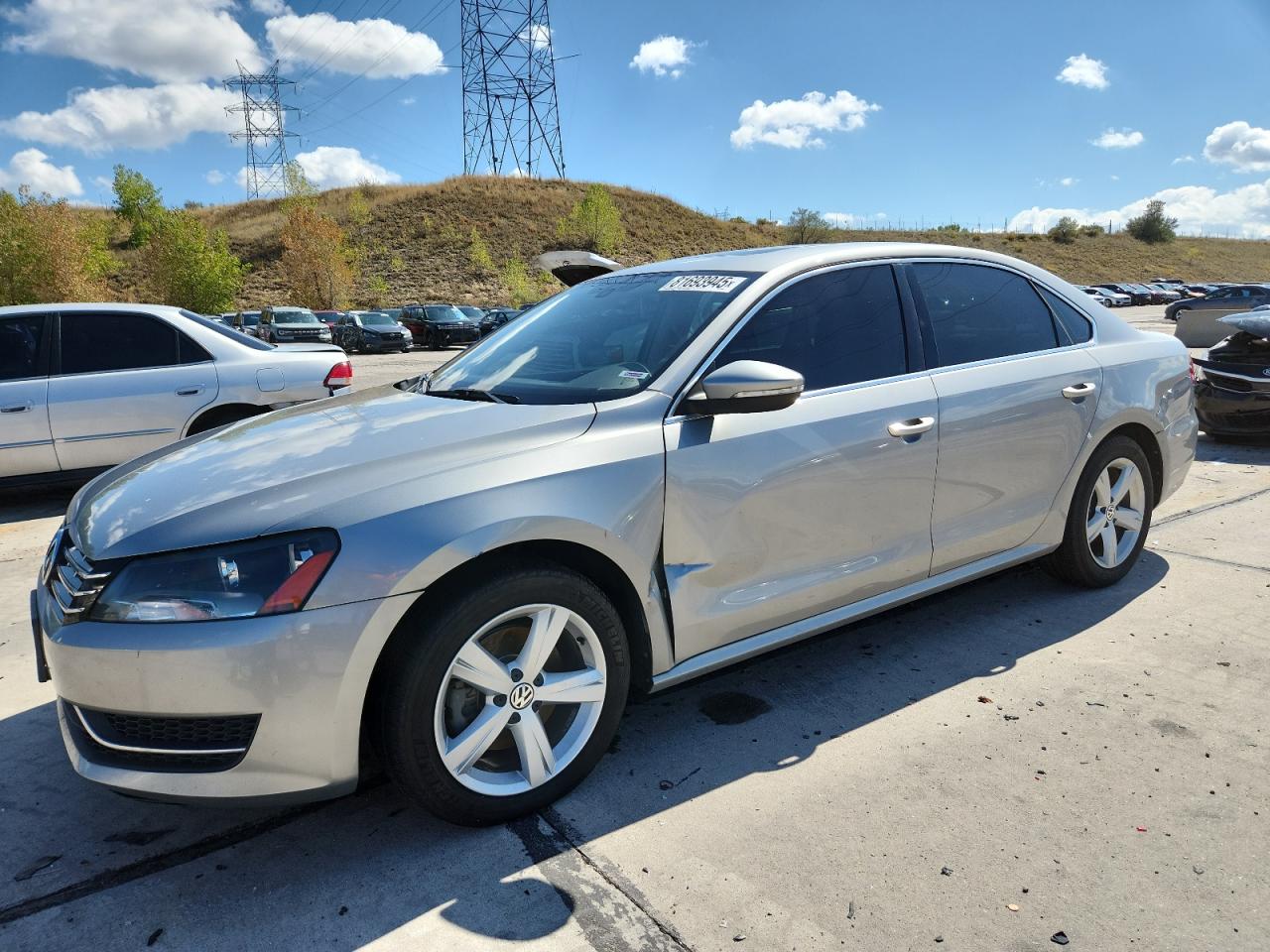 VOLKSWAGEN PASSAT SE 2012