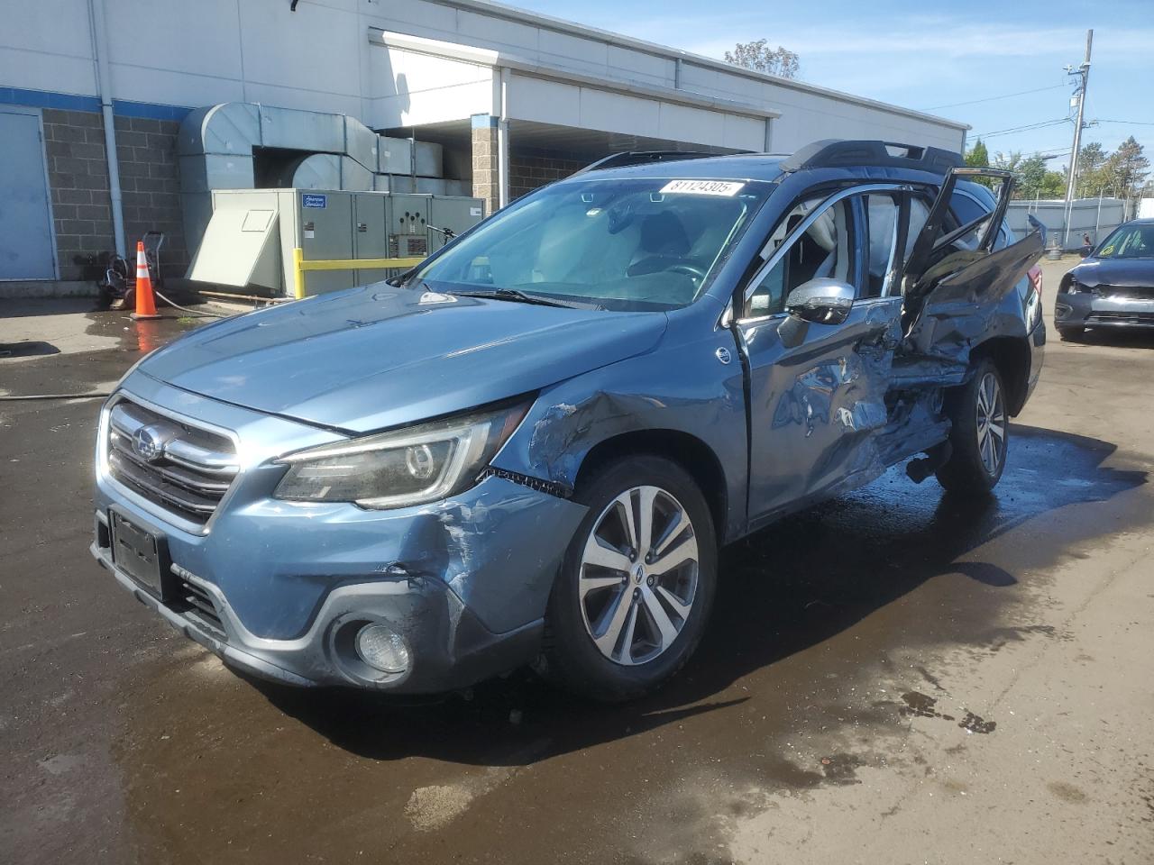 SUBARU OUTBACK 2. 2018