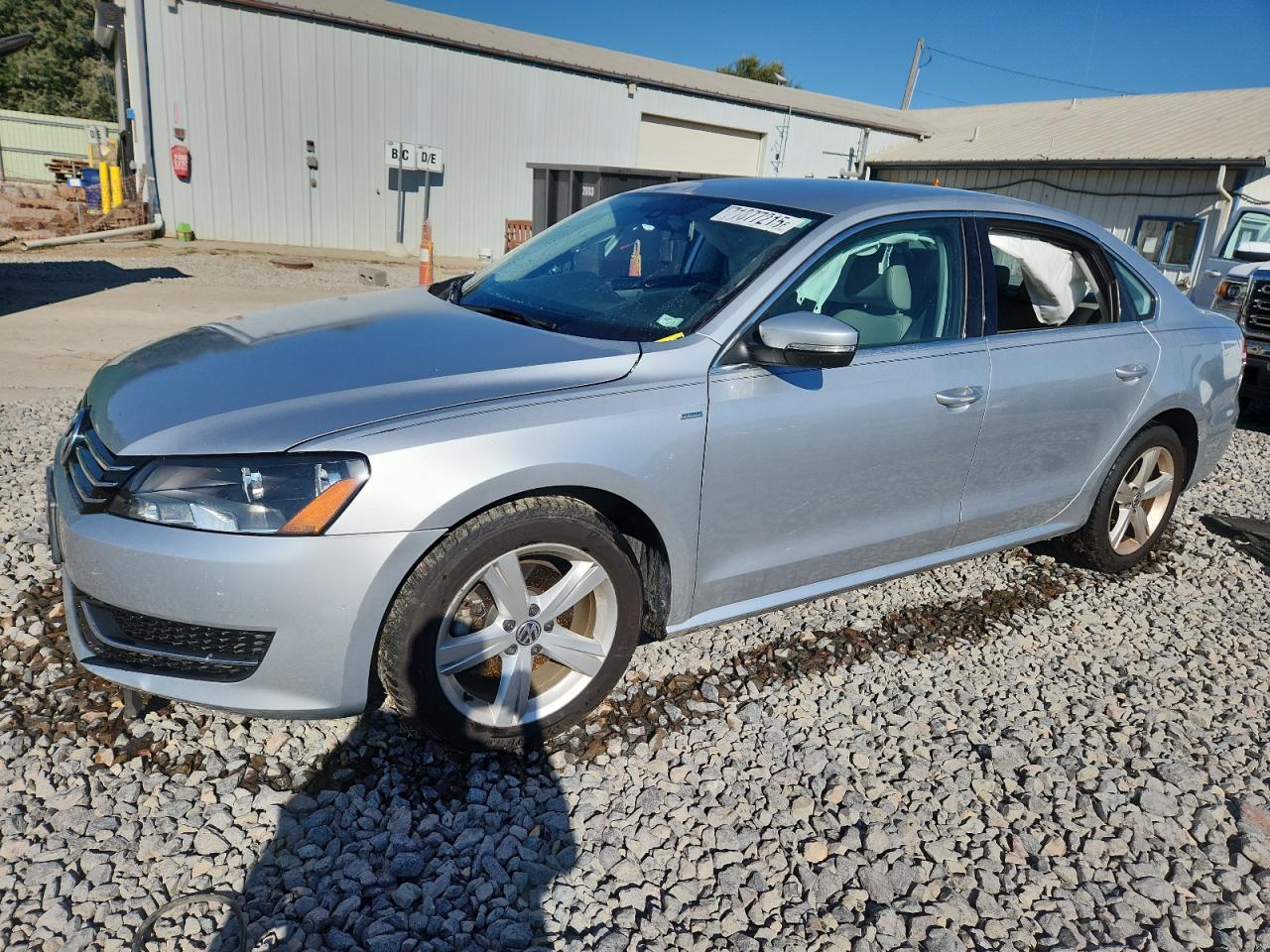 VOLKSWAGEN PASSAT S 2014