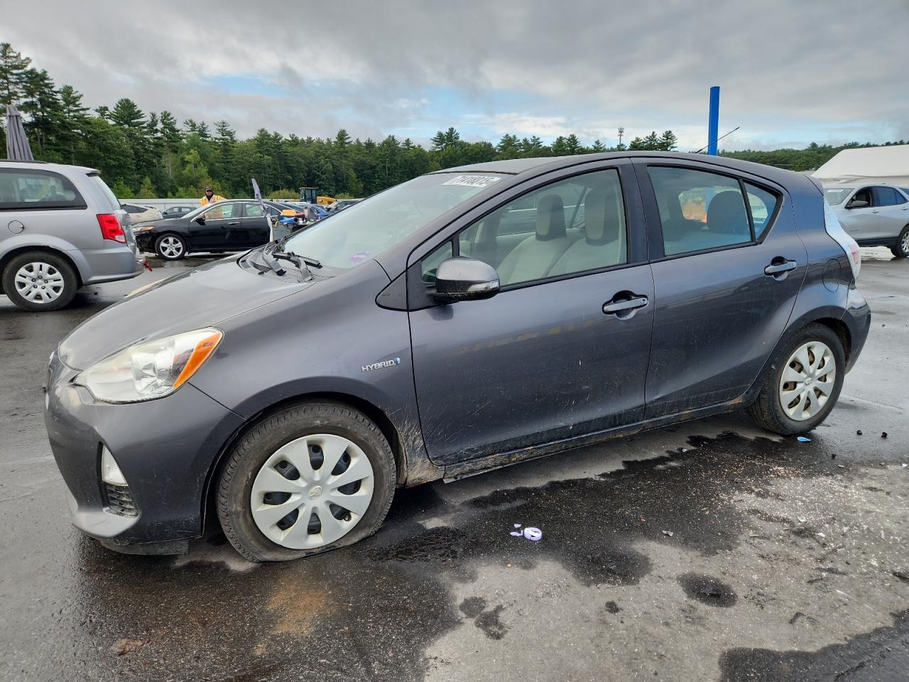 TOYOTA PRIUS C 2012