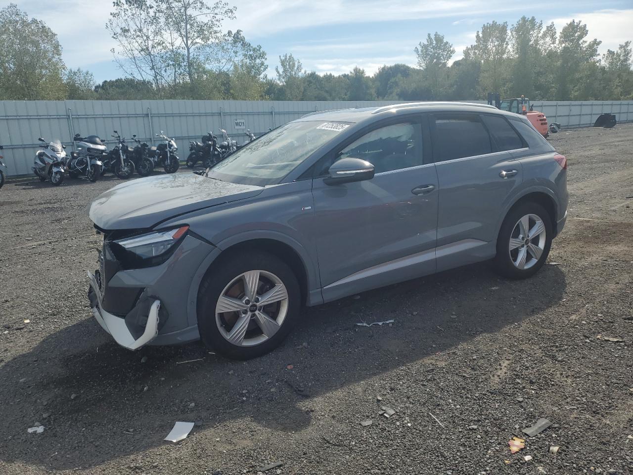 AUDI Q4 E-TRON 2024