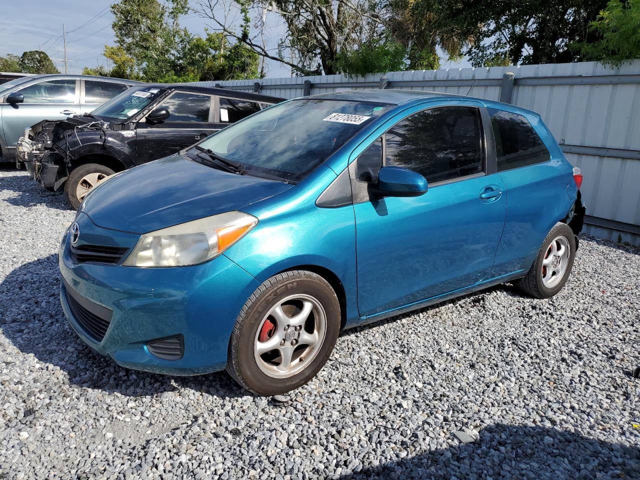 TOYOTA YARIS 2012