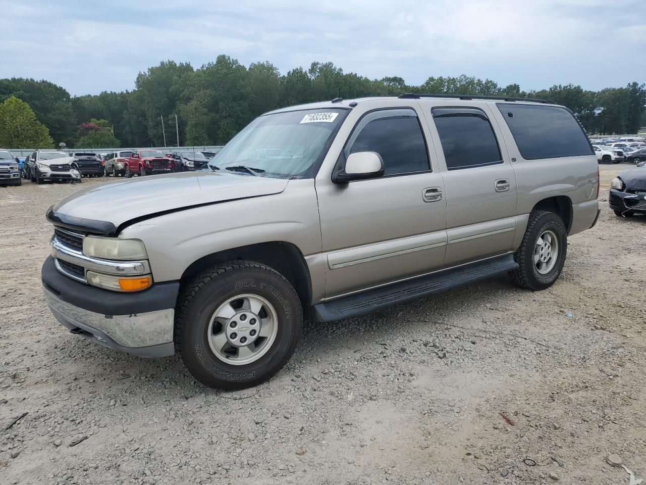 CHEVROLET SUBURBAN 2003