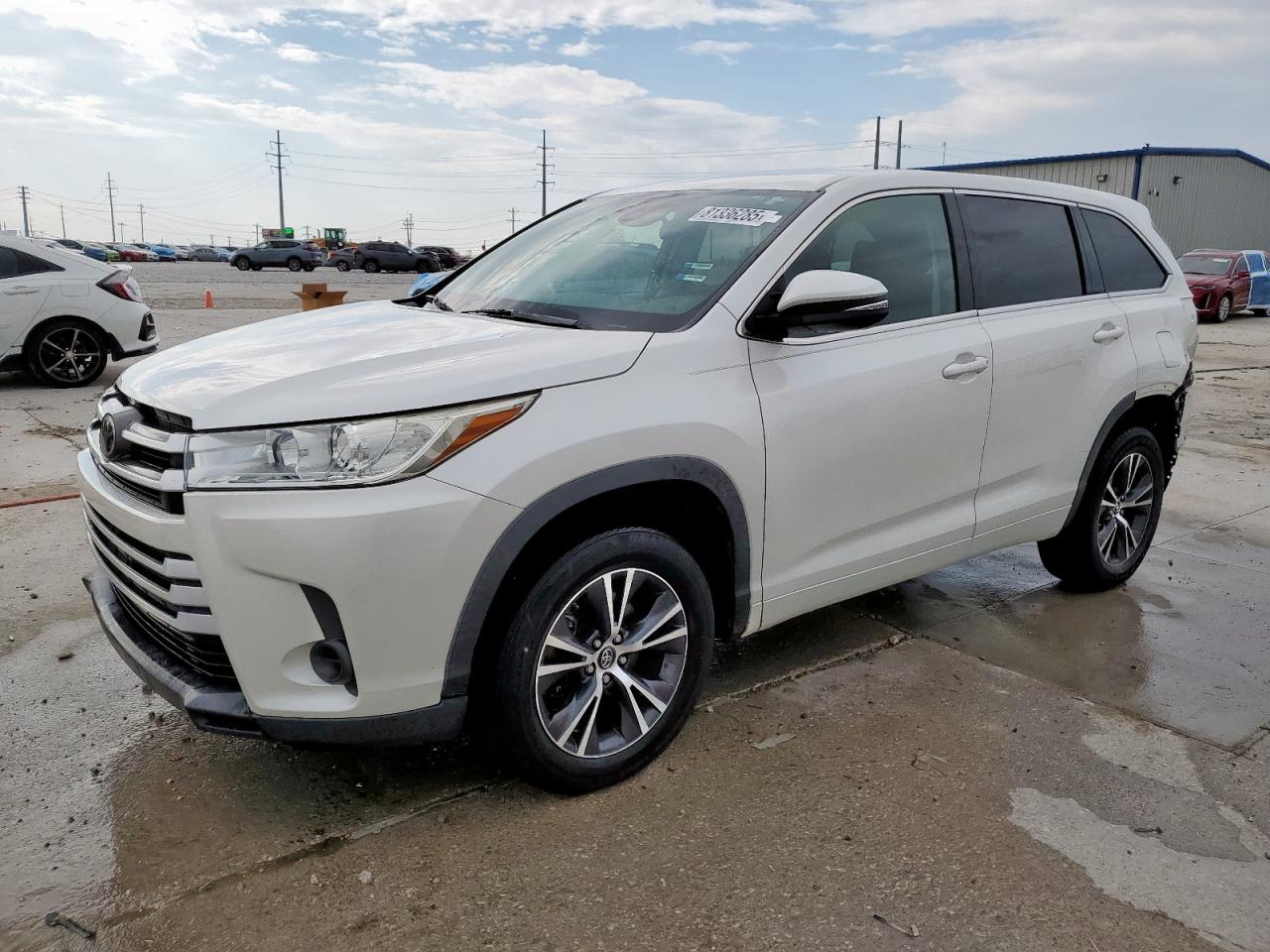 TOYOTA HIGHLANDER 2017
