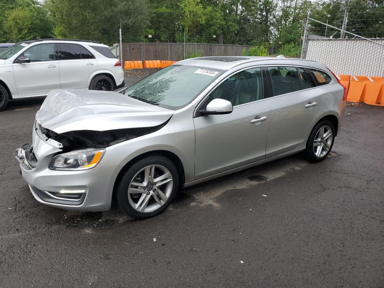 VOLVO V60 PREMIE 2015