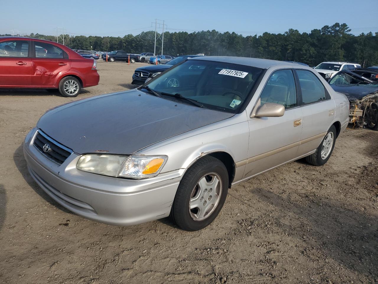TOYOTA CAMRY 2001