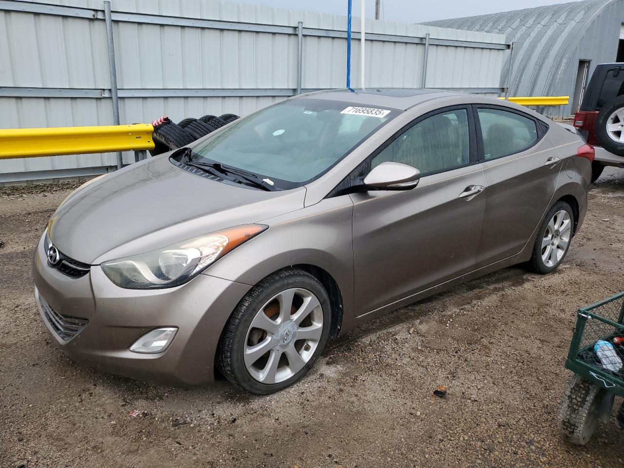 HYUNDAI ELANTRA GL 2013