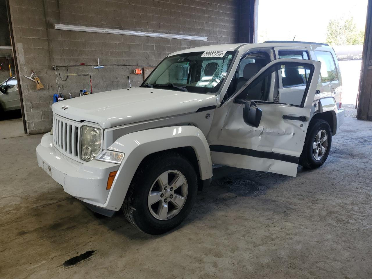 JEEP LIBERTY 2012