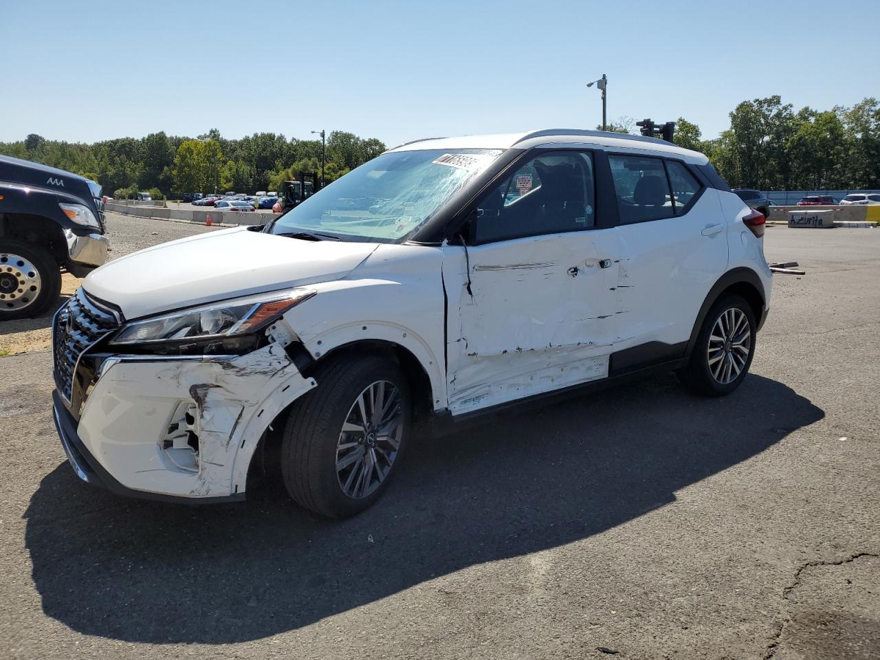 NISSAN KICKS SV 2024