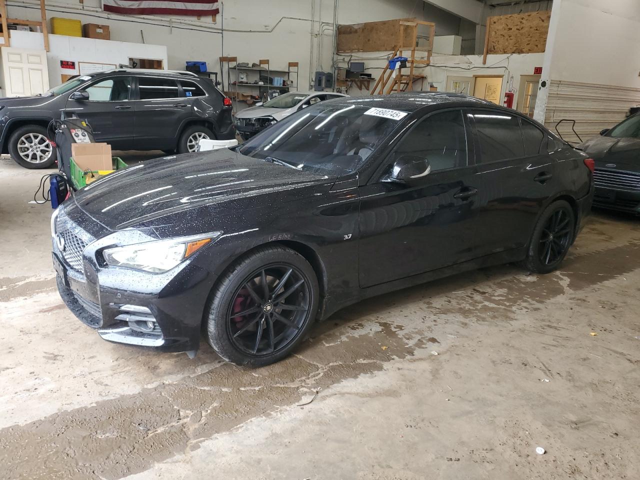 INFINITI Q50 BASE 2015