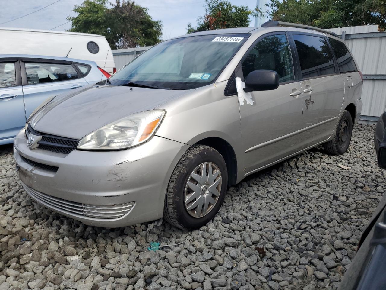 TOYOTA SIENNA CE 2005