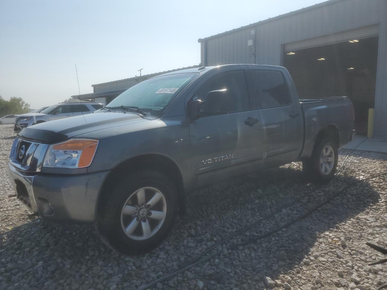 NISSAN TITAN S 2014