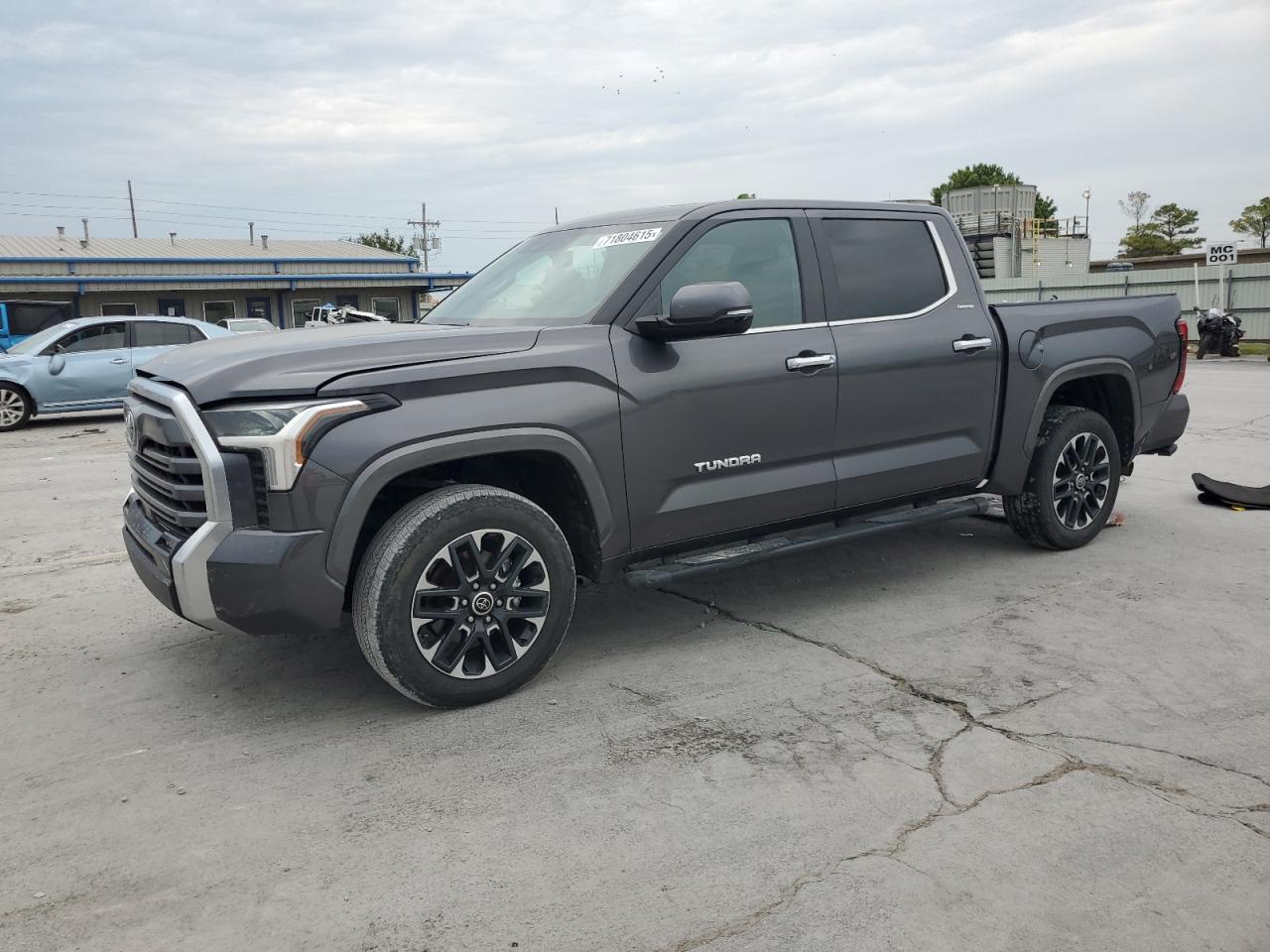 TOYOTA TUNDRA CRE 2024