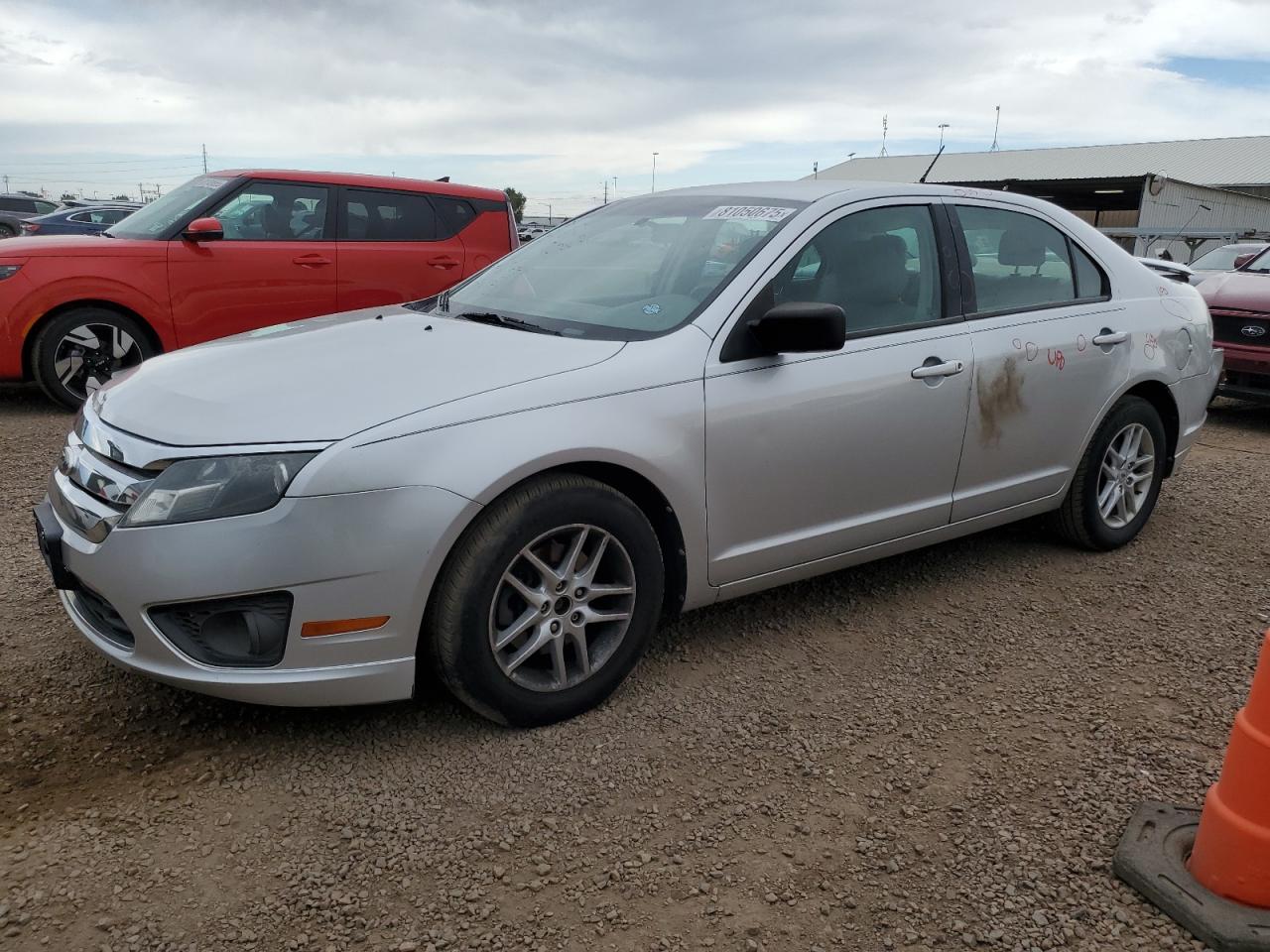 FORD FUSION S 2012
