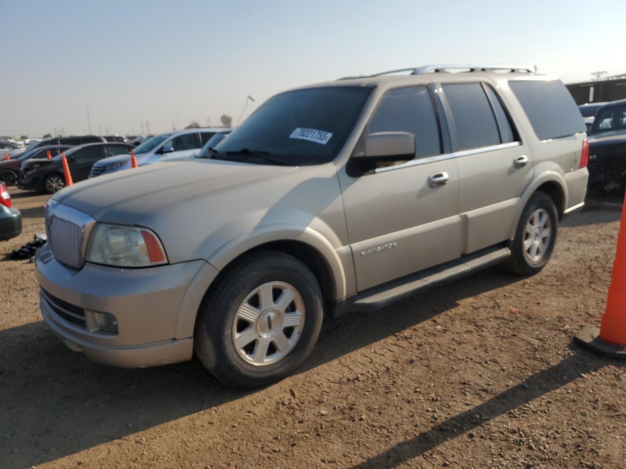 LINCOLN NAVIGATOR 2005