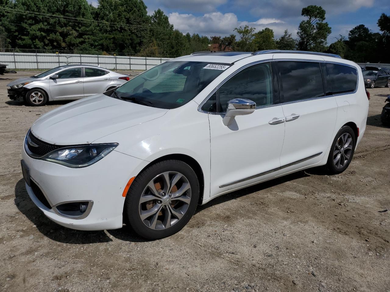 CHRYSLER PACIFICA 2017