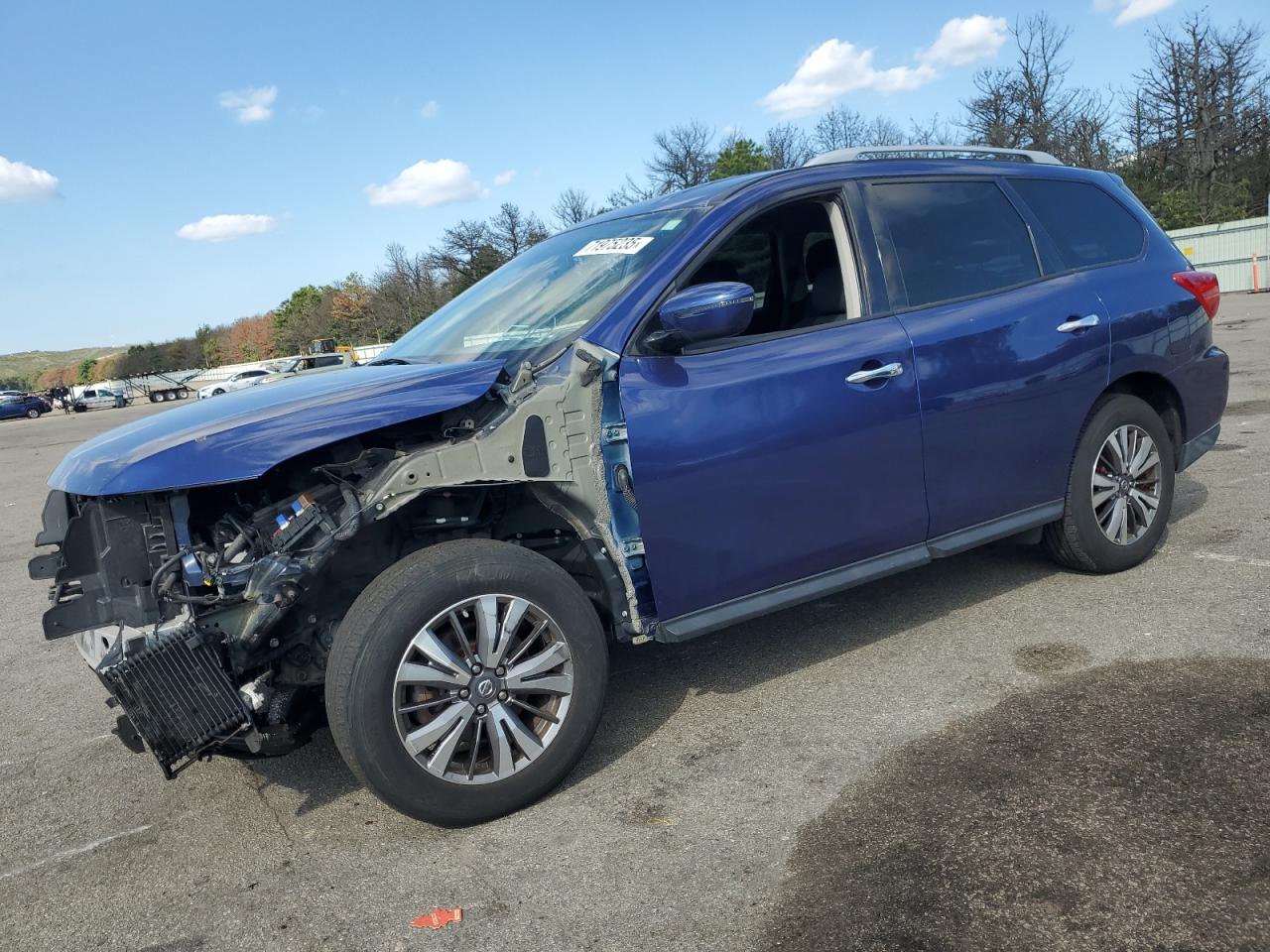 NISSAN PATHFINDER 2018