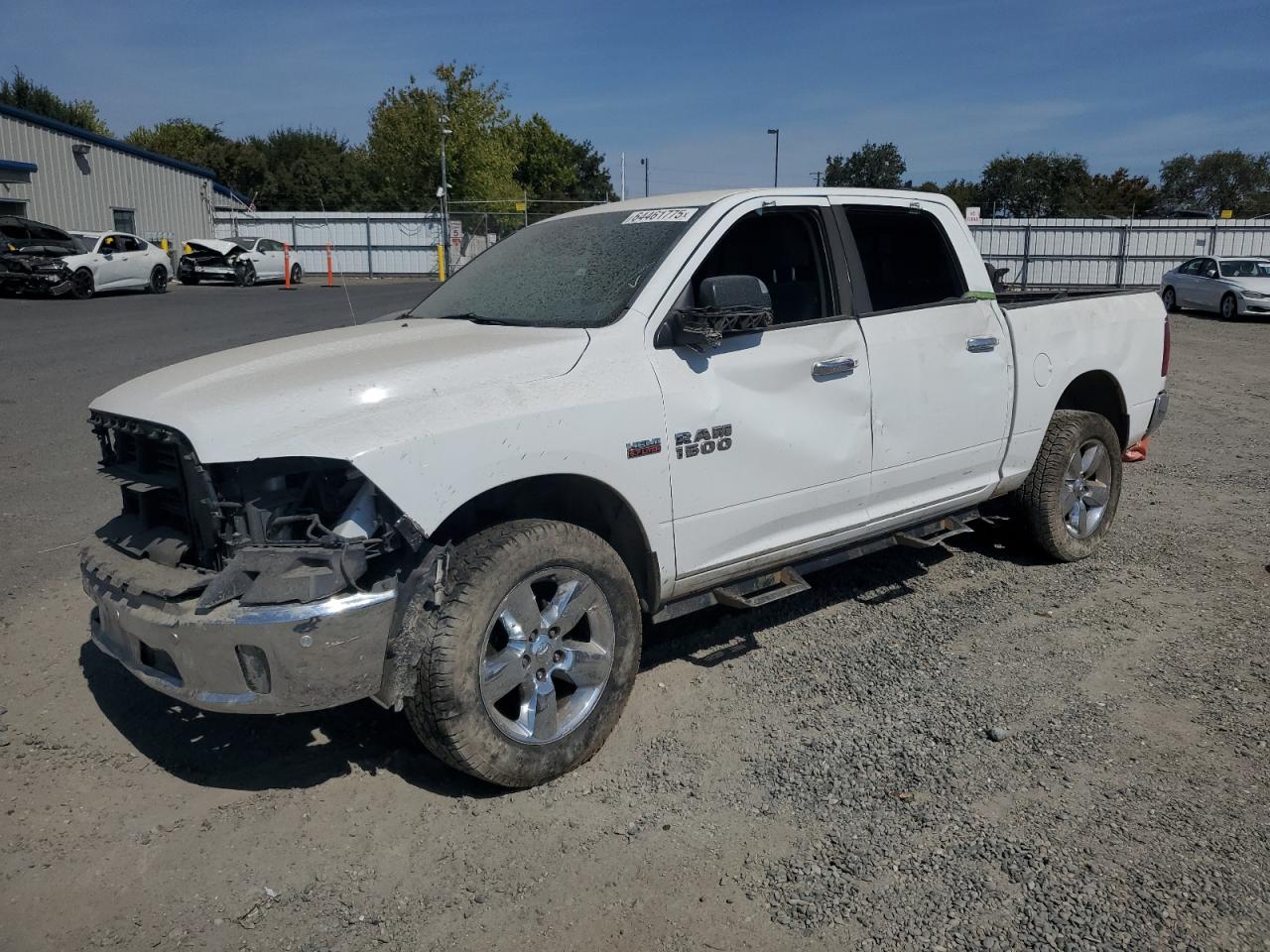 RAM 1500 SLT 2015