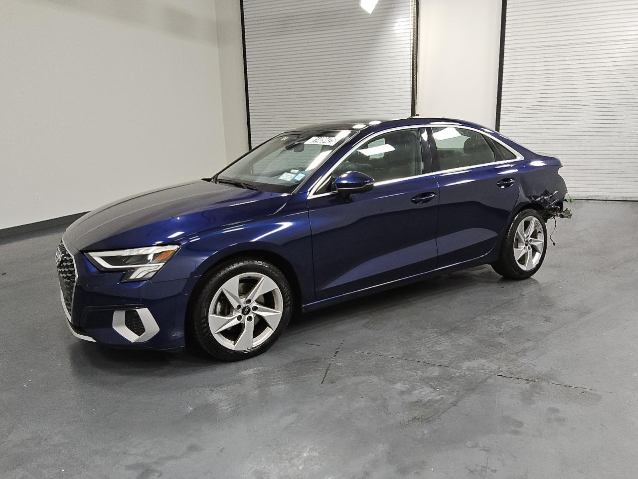 AUDI A3 PREMIUM 2024