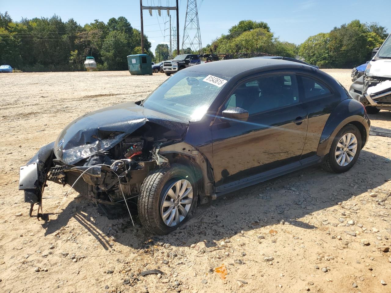 VOLKSWAGEN BEETLE 2013