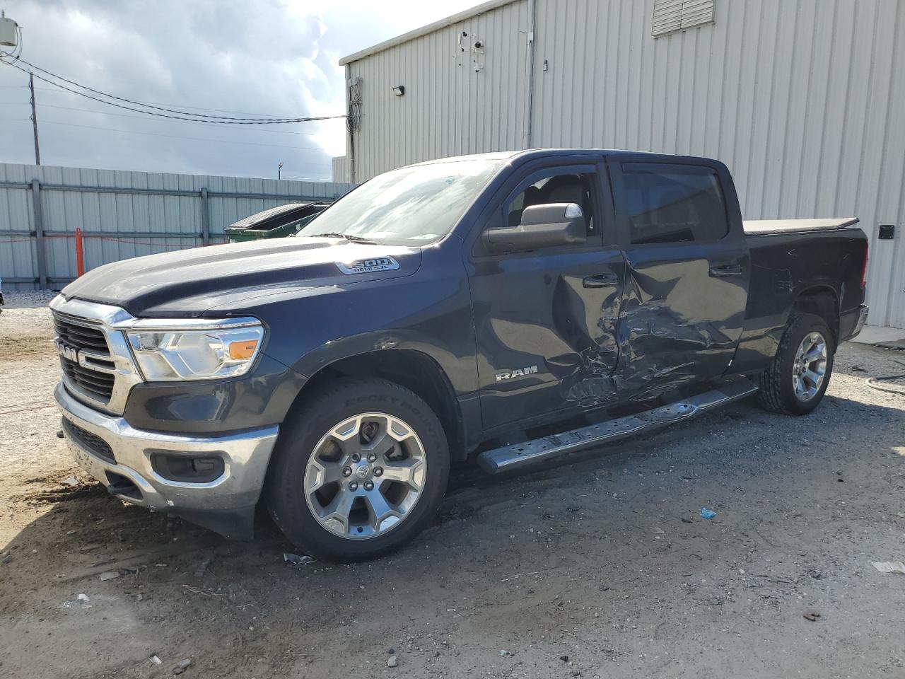 RAM 1500 BIG H 2021