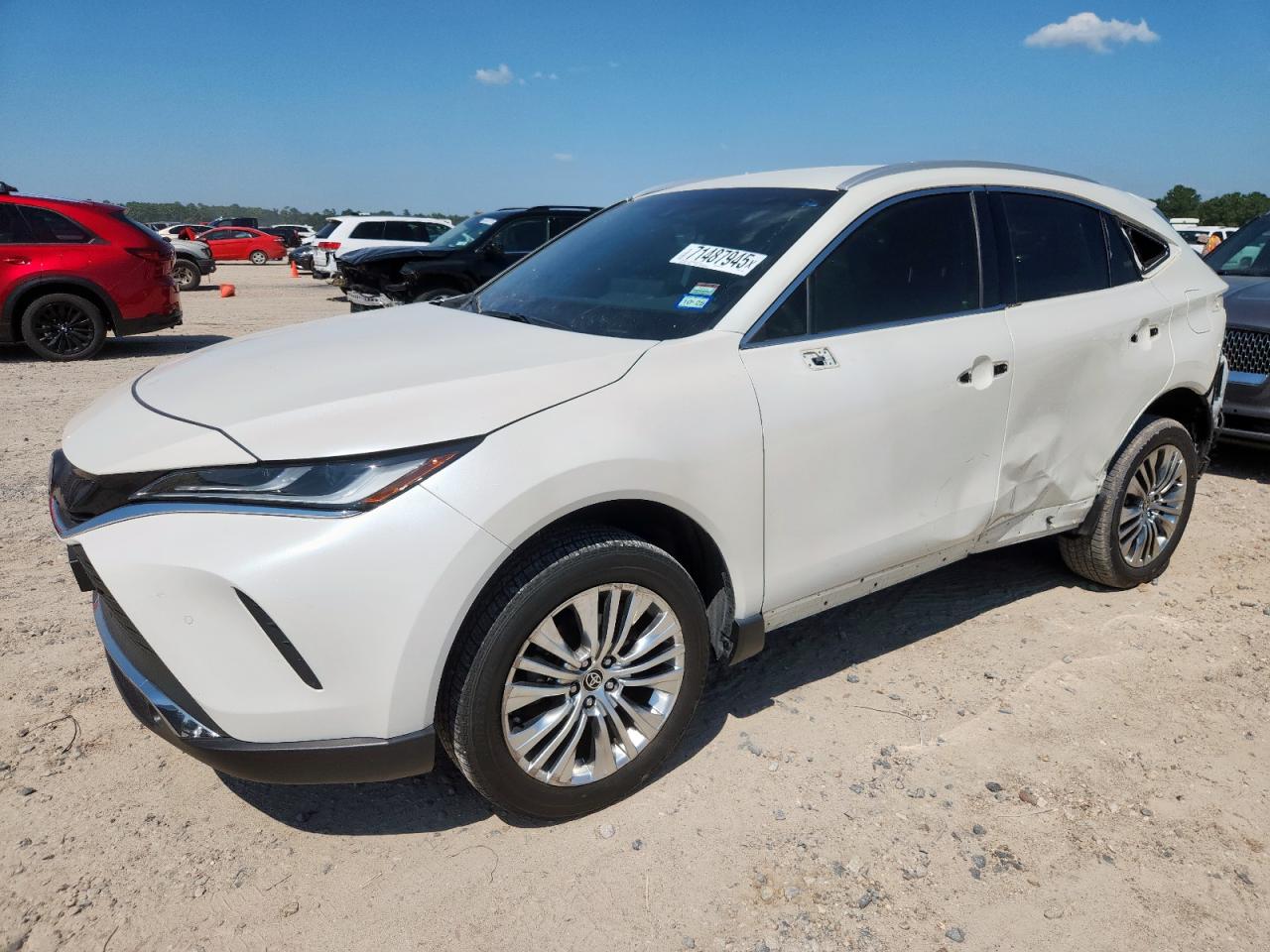 TOYOTA VENZA LE 2022