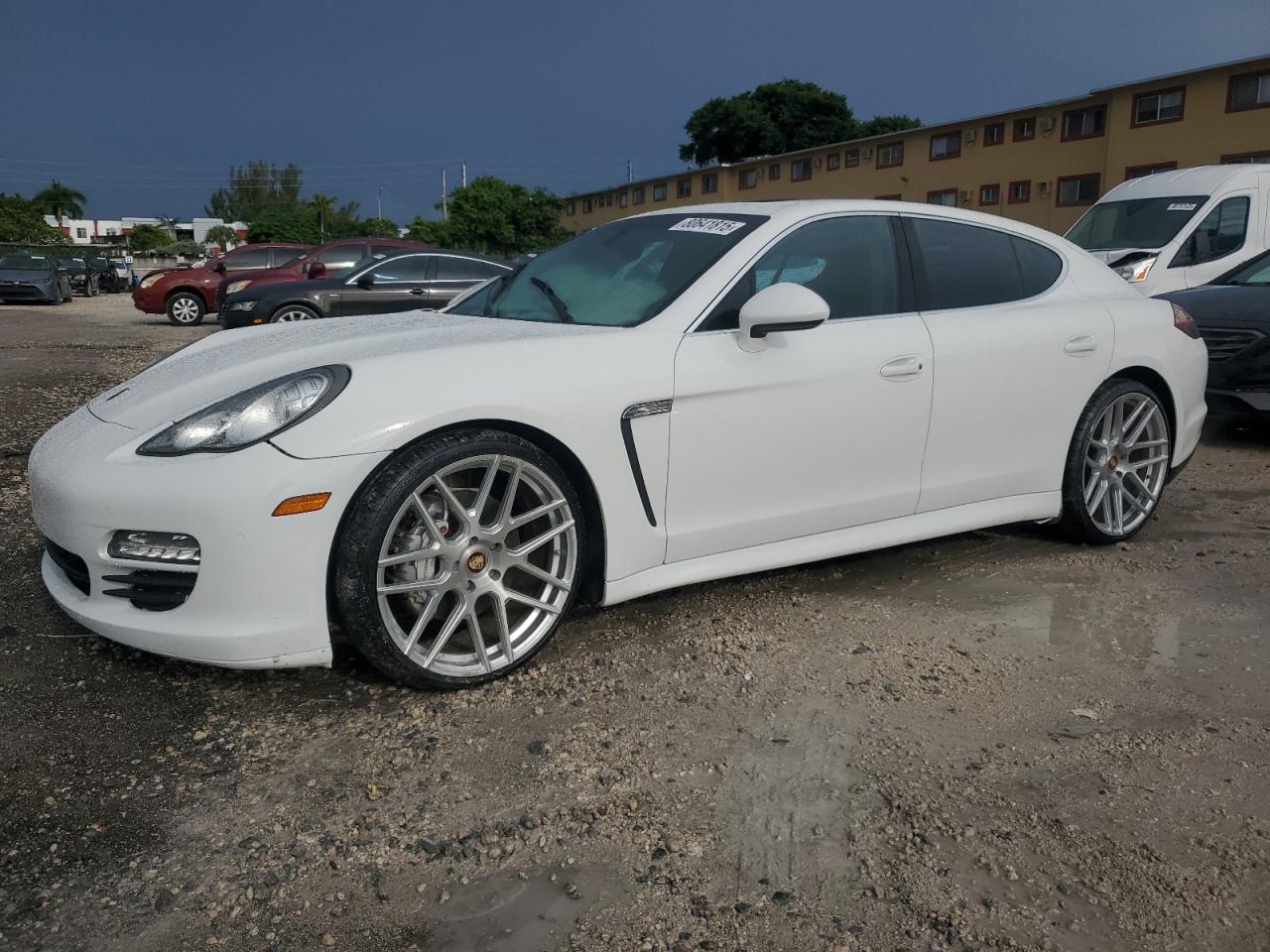 PORSCHE PANAMERA S 2011