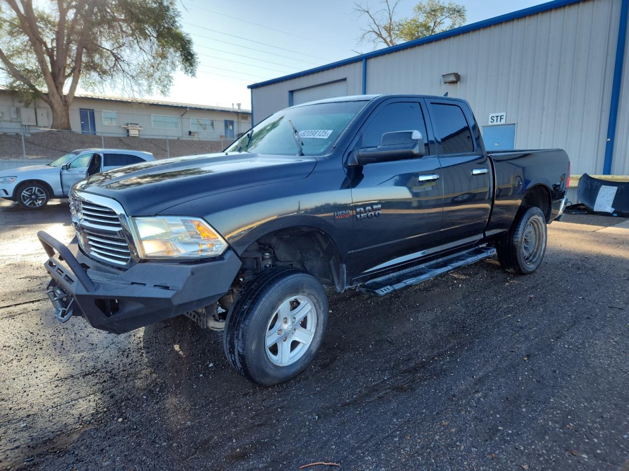 RAM 1500 SLT 2016