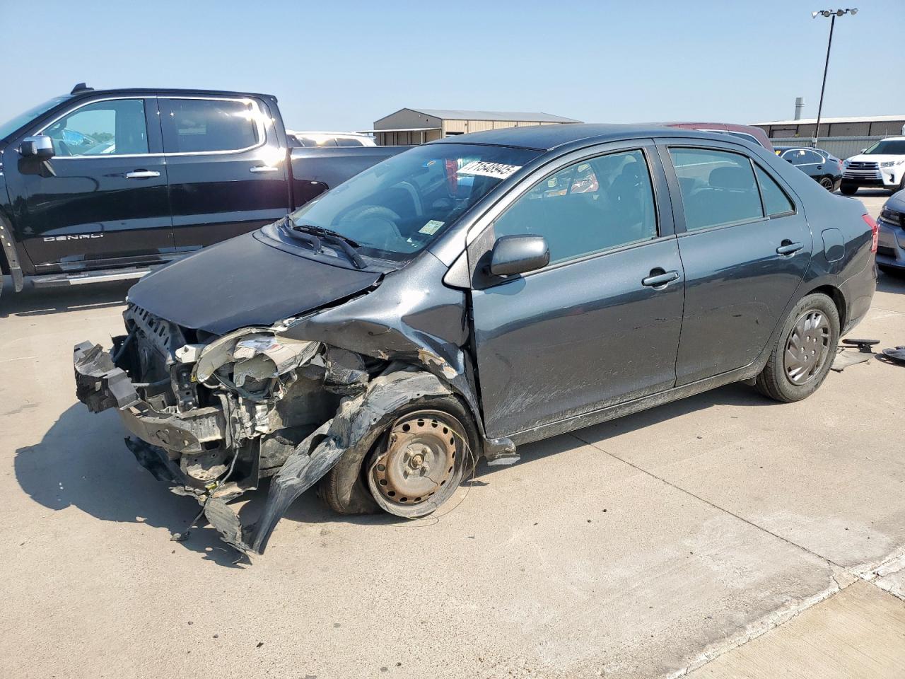 TOYOTA YARIS 2010