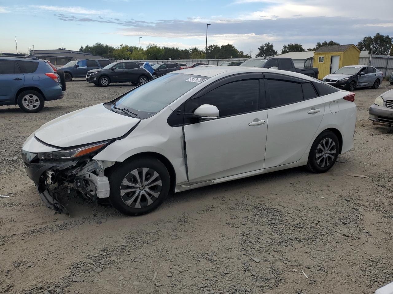 TOYOTA PRIUS PRIM 2020