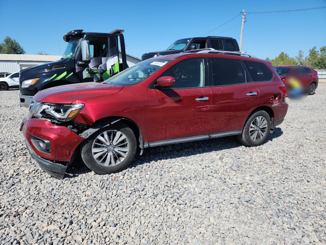NISSAN PATHFINDER 2018