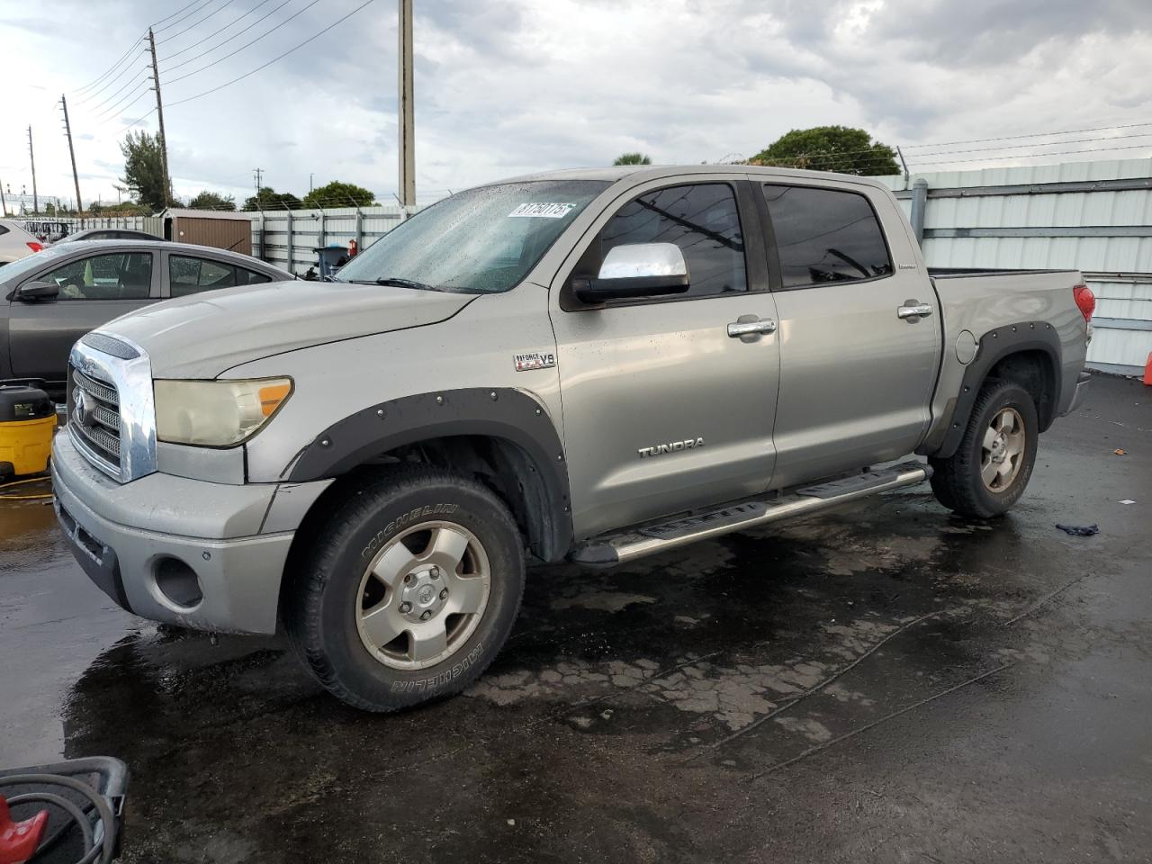 TOYOTA TUNDRA CREWMAX LIMITED 2008