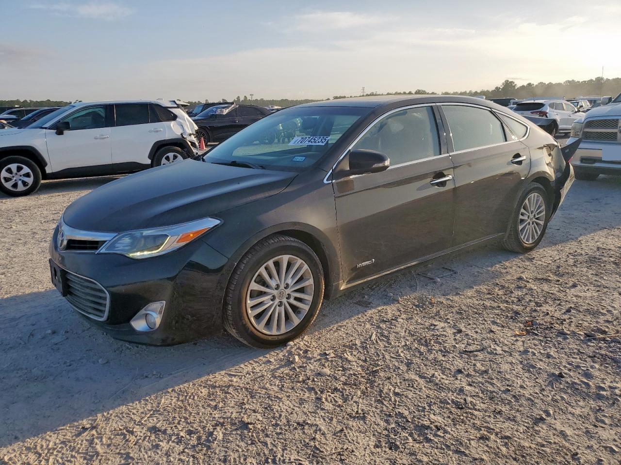 TOYOTA AVALON HYB 2014