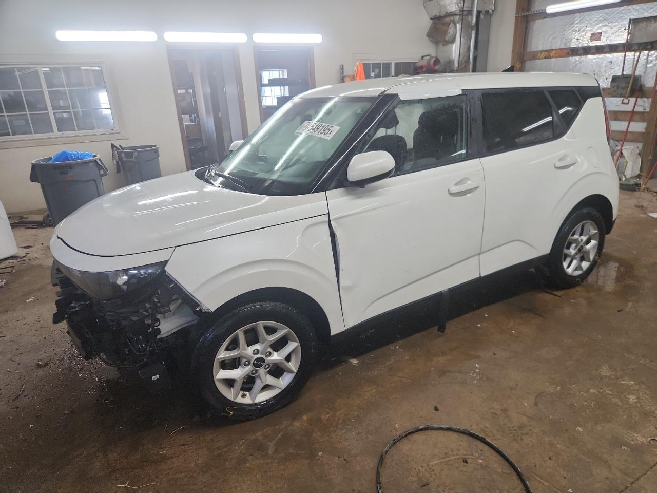 KIA SOUL LX 2023