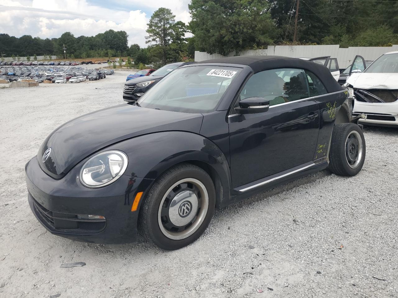 VOLKSWAGEN BEETLE 1.8 2015