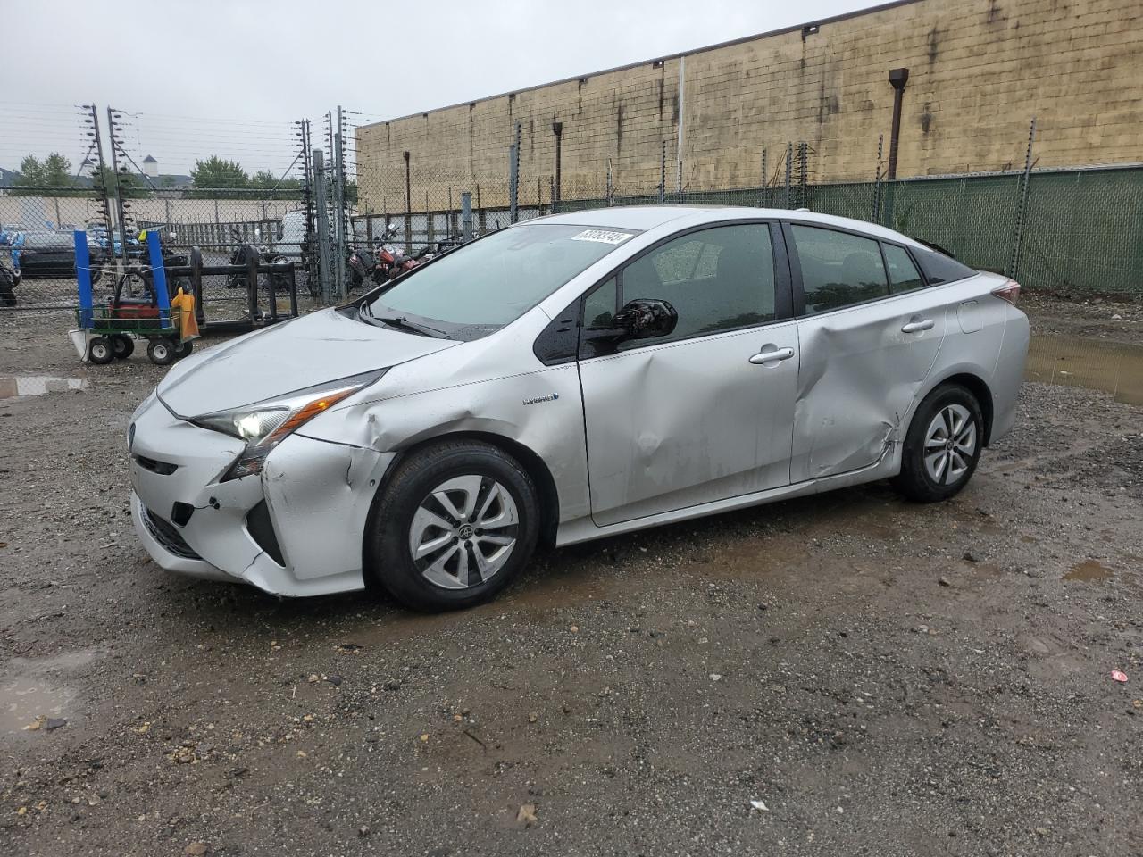 TOYOTA PRIUS 2017