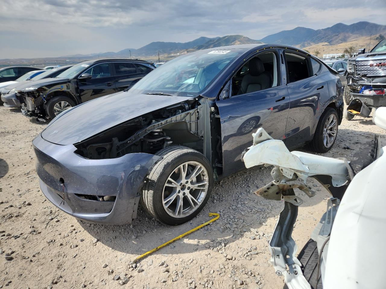 TESLA MODEL Y 2023